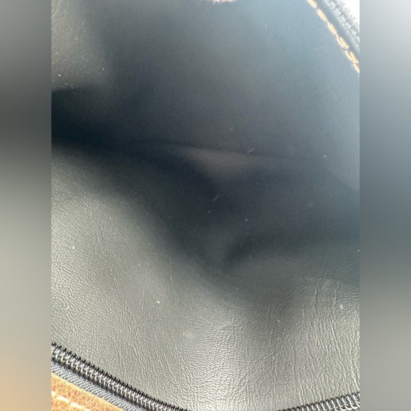 Holy Cow Couture Town Square Tote - Picture 10 of 11